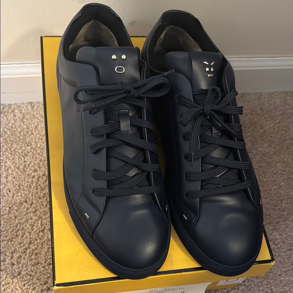 FENDI MENS NAVY SNEAKERS
